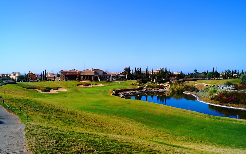 Поля для гольфа на Кипре
